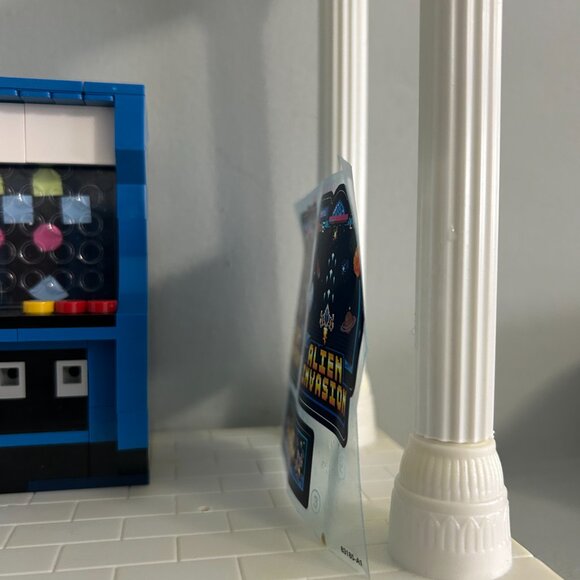Arcade Machine MAX Retro Building Bricks Collection by ZURU - Picture 5 of 7